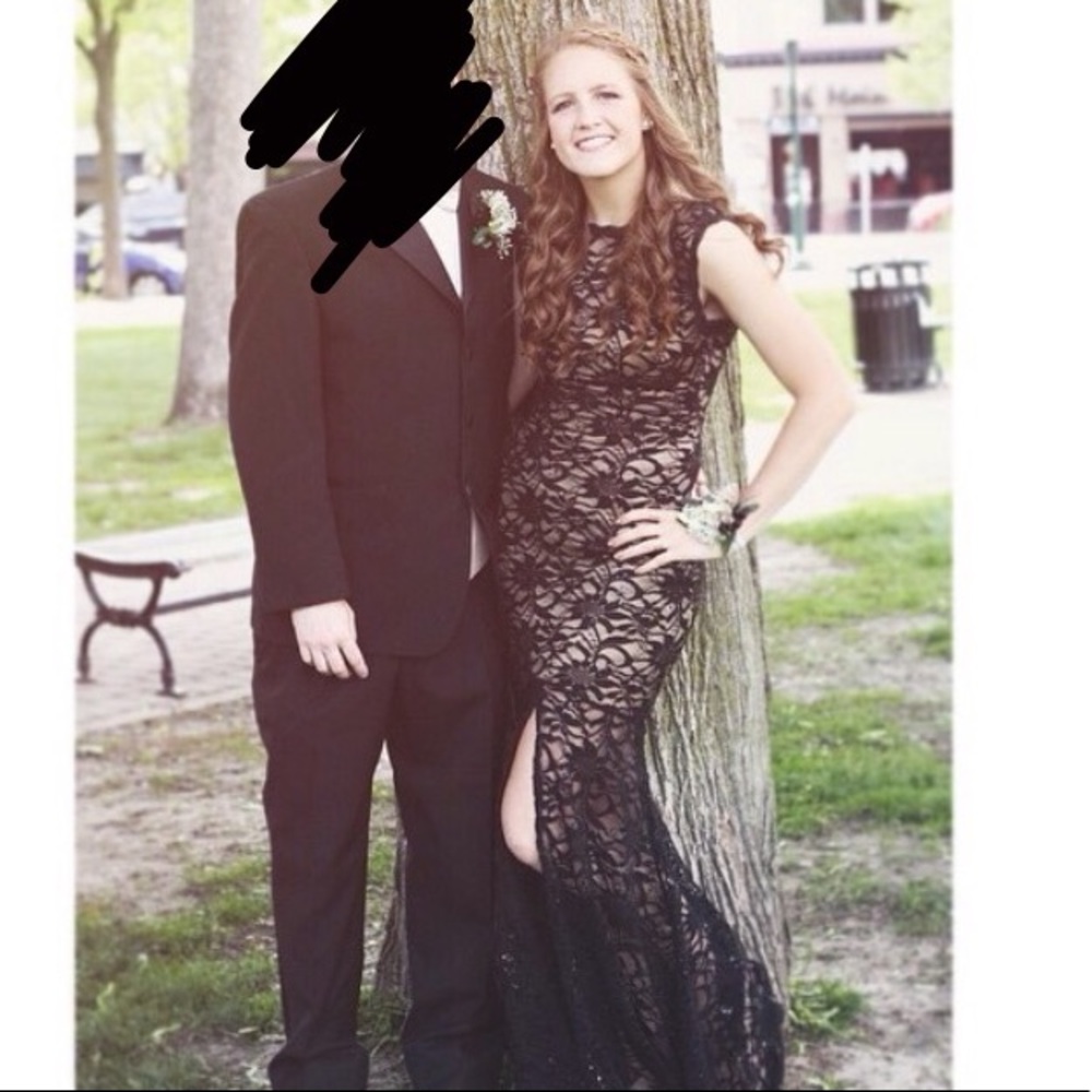 WINDSOR Prom Dress